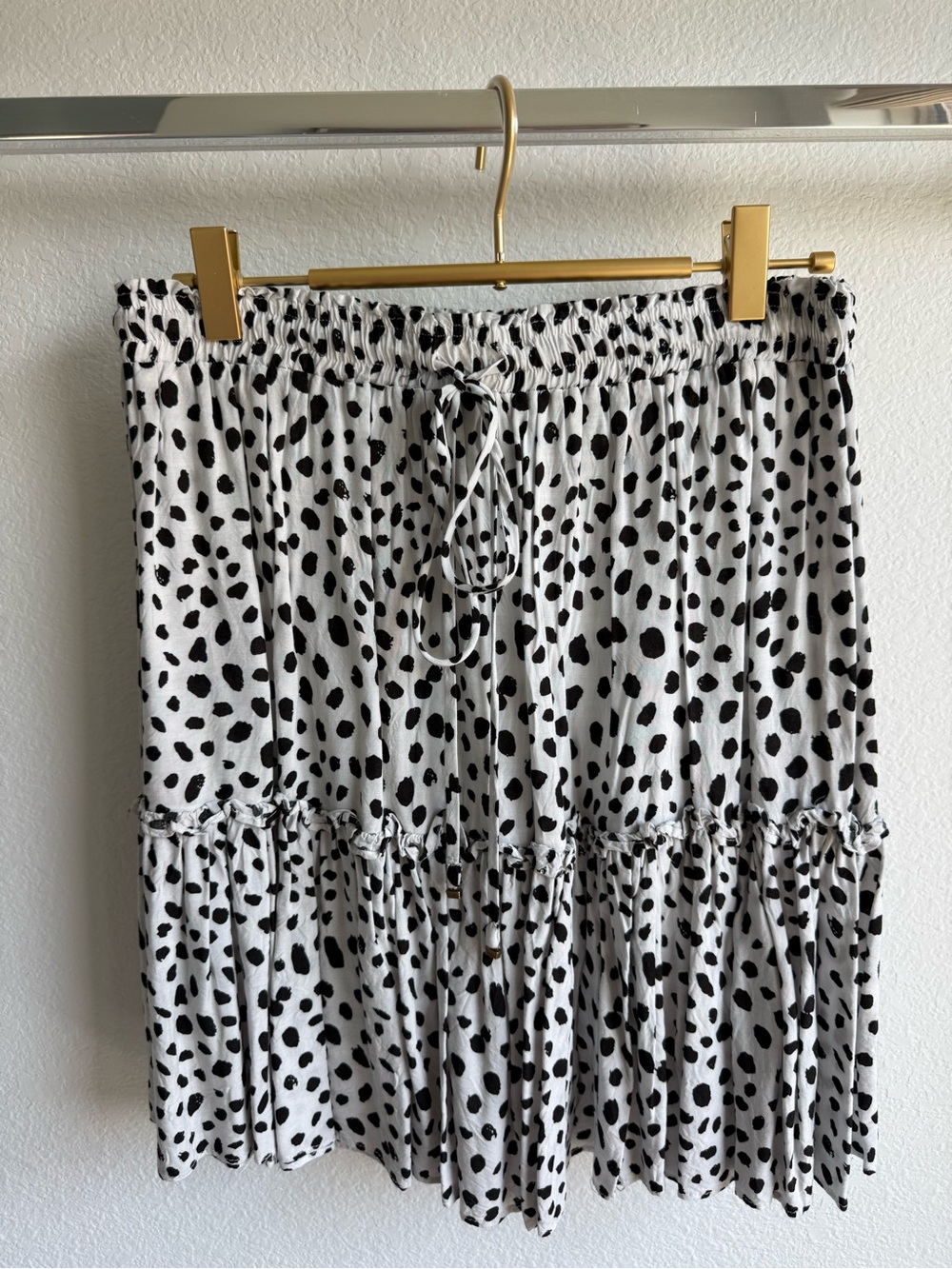 Black and White Dalmatian Print Mini Skirt with Elastic Waist